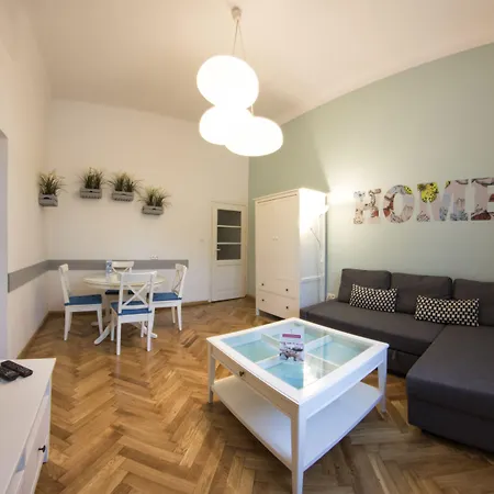 フレッシュ アパート