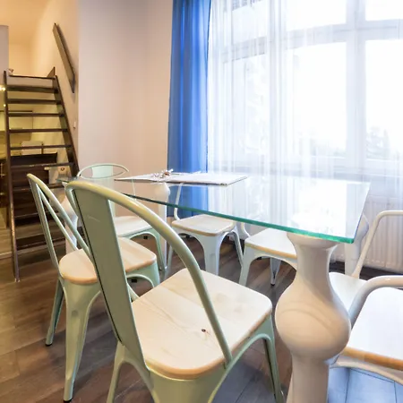 フレッシュ アパート *